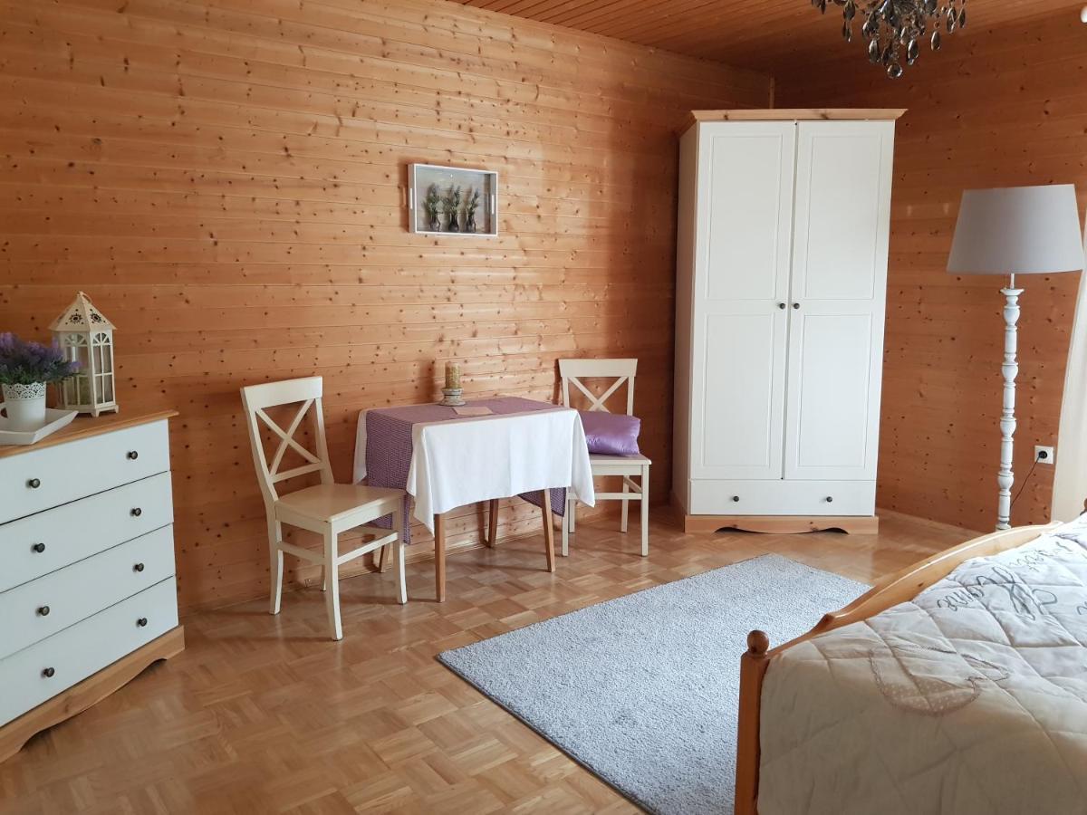 Ferienwohnung Feriendomizil Wetzelberger Monichwald Exterior foto